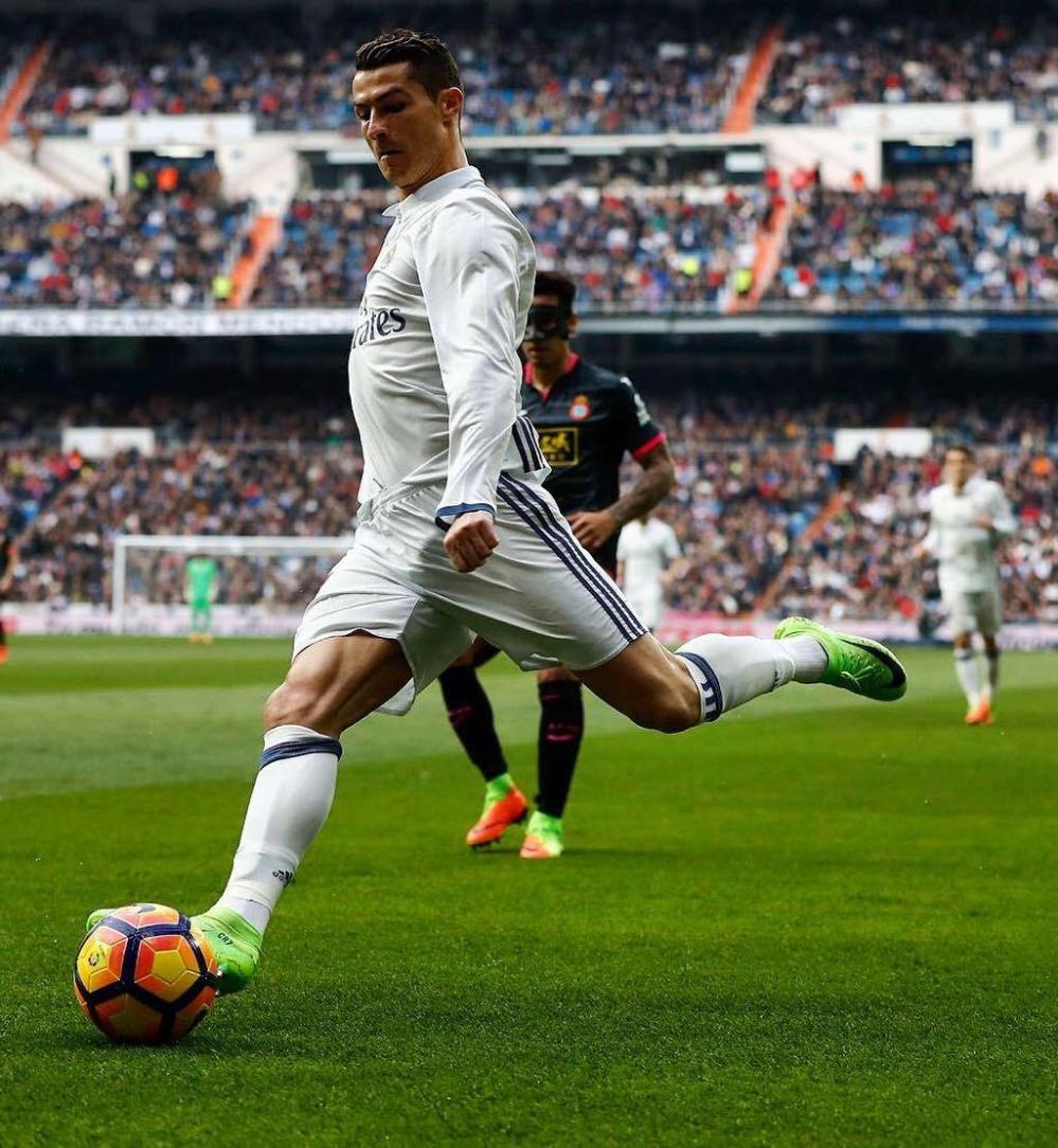 少一人的切尔西让阿森纳犯难，英超争冠从来不乏拼桌的