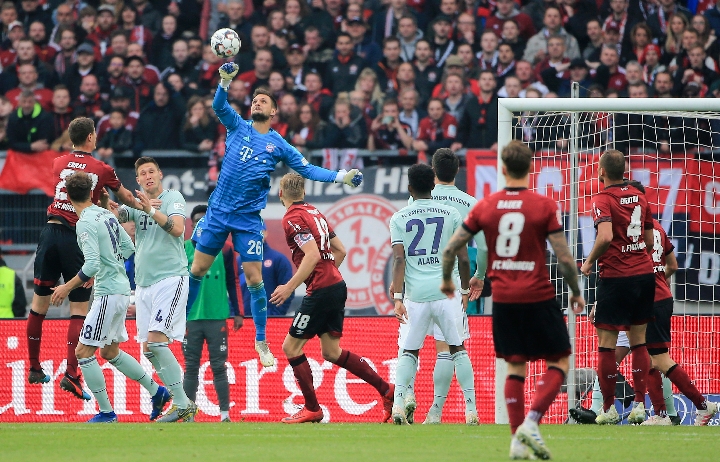 意大利对北爱尔兰交手7胜3平1负，1958年世预赛曾被对方淘汰