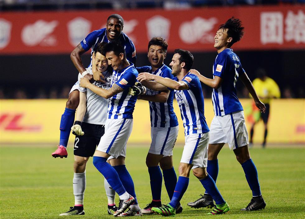 状态不佳！爱德华兹11中3得到15分5失误