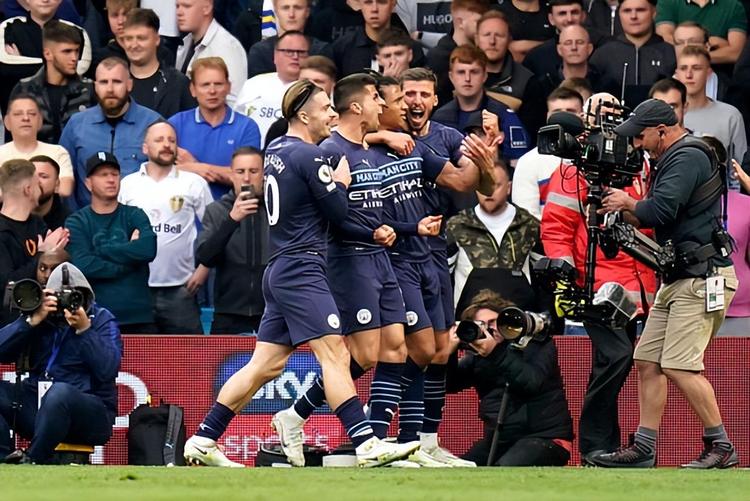 体图：多特不排除给阿德耶米设解约金，但金额至少要到8000万