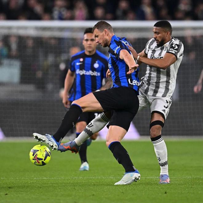 美媒：杜伦最有可能成为最快进步球员，阿夫迪亚屈居次席